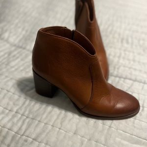 Frye Judith Booties 7.5 women’s